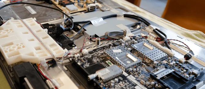 TV repair service in Gaur City